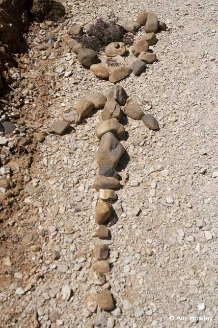 Arrow Heart Stones, Spain